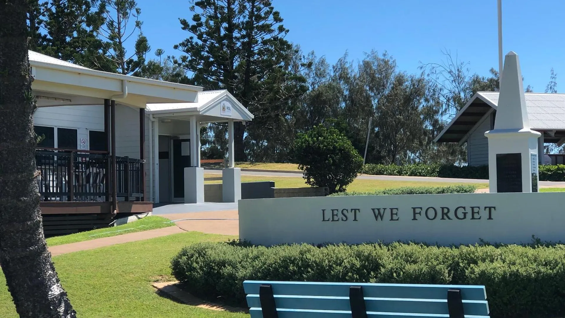 The Hideaway Apartment Emu Park Australia